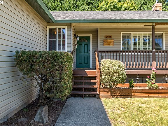 3rd image of 2075 Cimerron St