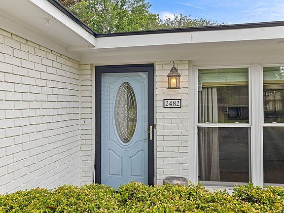 4th image of 2482 Flamingo Dr