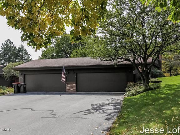 2nd image of 6210 Tahoe Dr SE