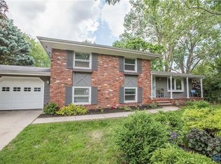 414 Donbar Dr, Bowling Green, OH 43402