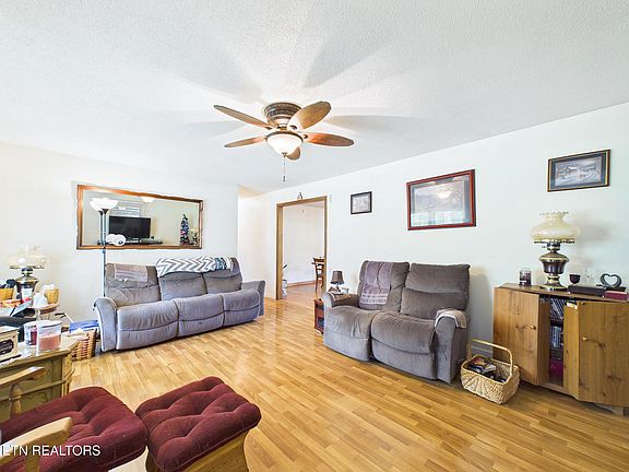 4th image of 2032 Niles Ferry Rd