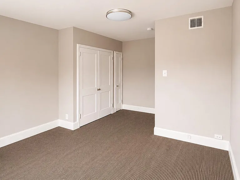 142 Kings Hwy E #144-A2 — Photo 11