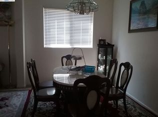 8732 Vytina Dr, Elk Grove, CA 95624