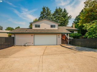 2140 SE Paloma Dr, Gresham, OR 97080
