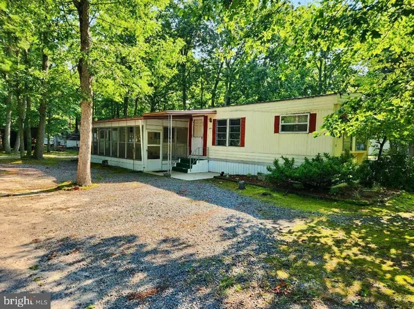 4A Oakview Dr, Vincentown, NJ 08088