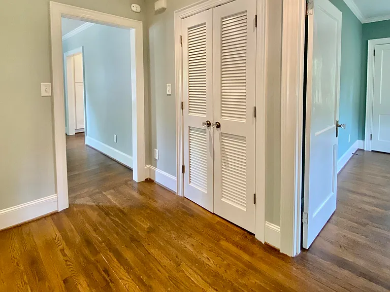 1317 Vickers Ave — Photo 27