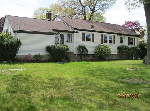 3rd image of 27 Norton Dr
