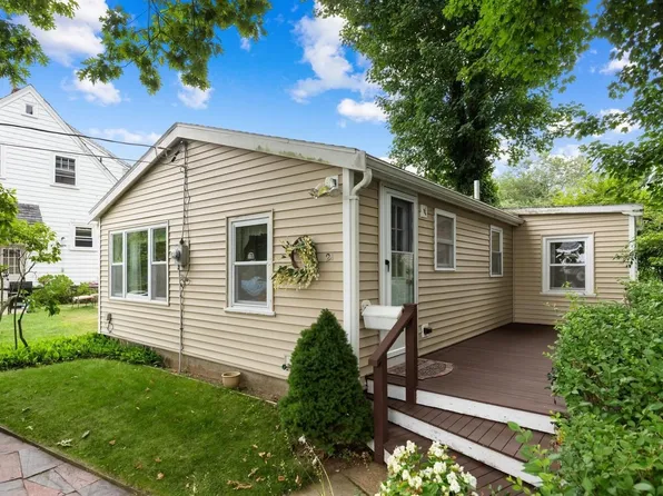 2 Haskell Ct #2A, Gloucester, MA 01930