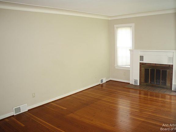 5th image of 1440 Kensington Dr
