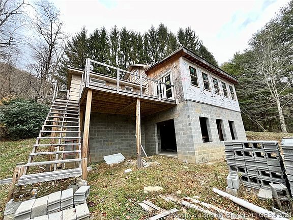 2nd image of 269 Willow Mountain Dr