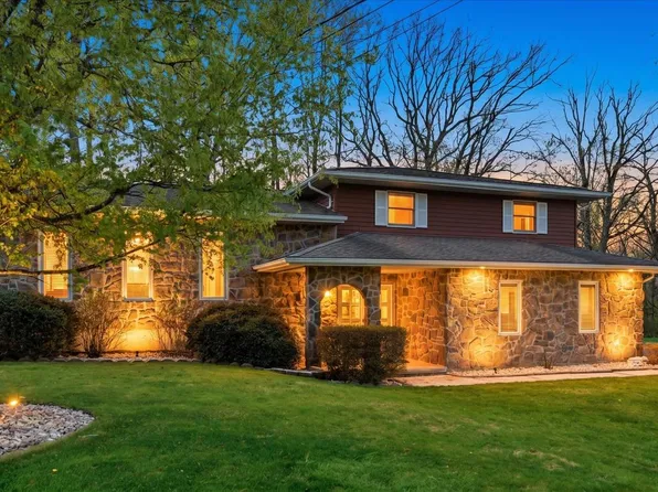 74 Municipal Rd, New Ringgold, PA 17960