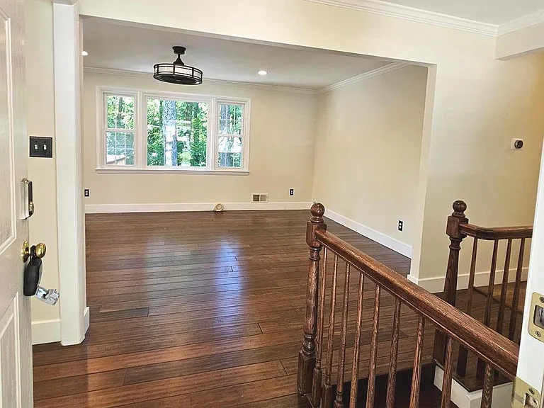 8925 Falling Creek Ct — Photo 14