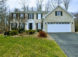 202 Fox Creek Rd, Venetia, PA 15367