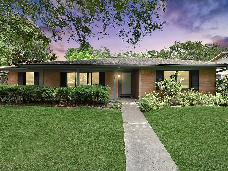 4422 Nenana Dr — Photo 32