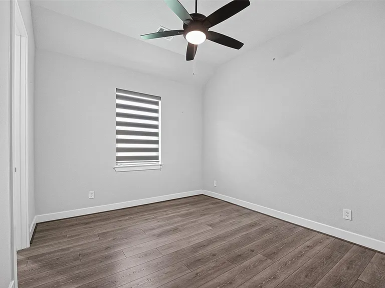 2600 Golden Palms Ln — Photo 26