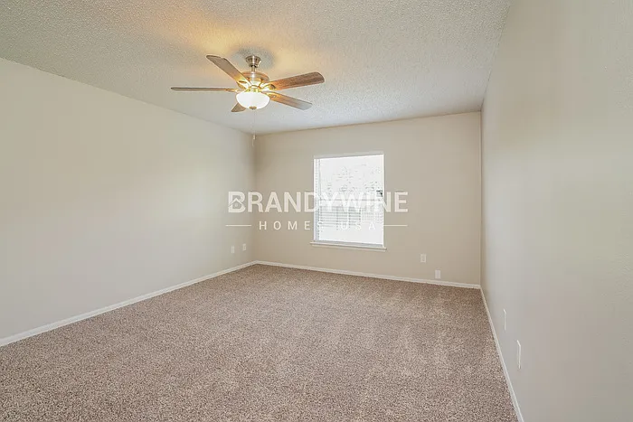 3159 Wavering Ln — Photo 11