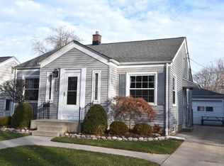 4616 N Woodruff Ave, Whitefish Bay, WI