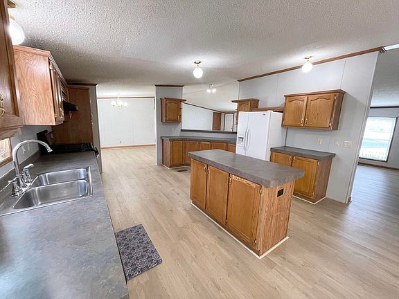 4th image of 11780 Chateau Cir
