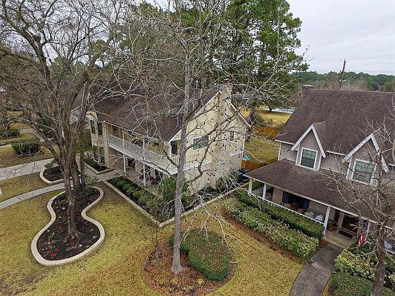 3rd image of 20610 Woodcluster Ln