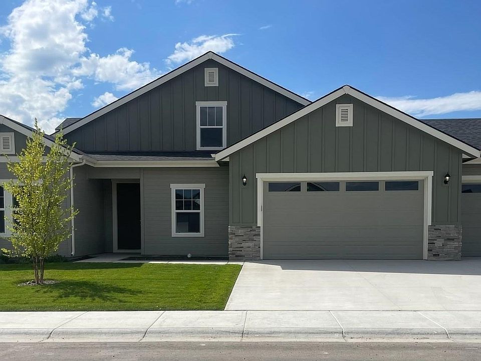 1st image of 19227 Smith Fork Way