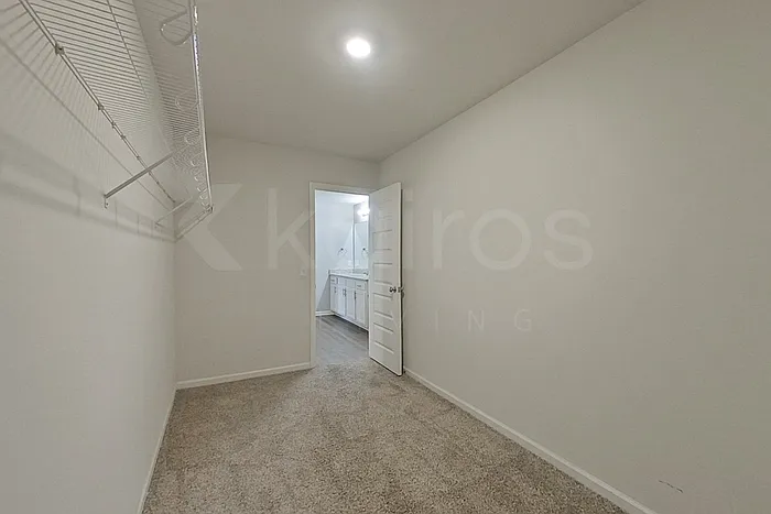 101 Paper Birch Dr — Photo 10
