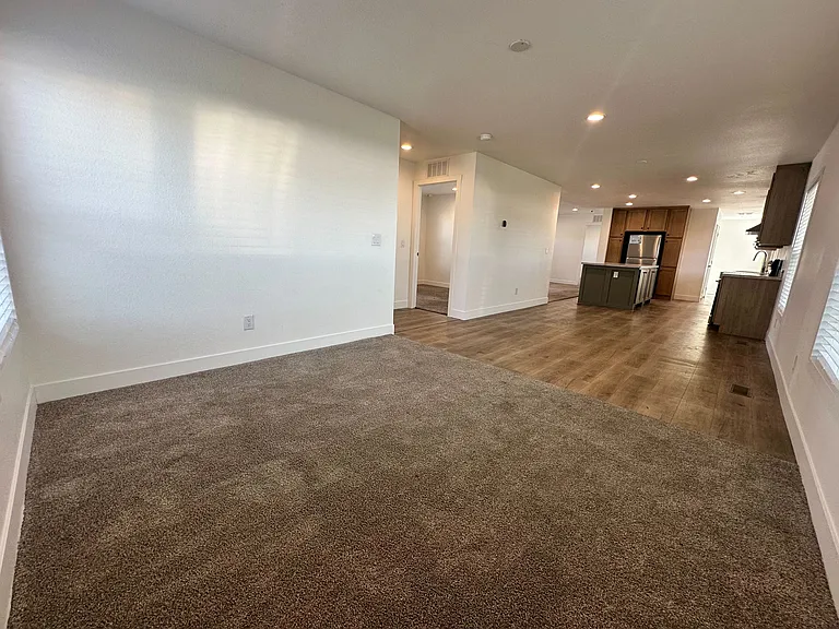 2060 N Ctr #432 — Photo 13