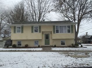 523 N Broad St, Adrian, MI 49221