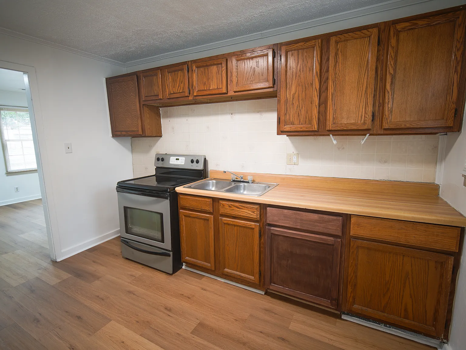 2 bed, 684 sqft, $825 — Photo 4