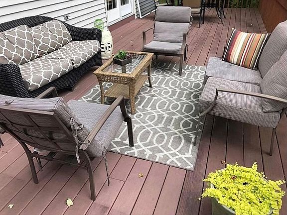 Large back deck