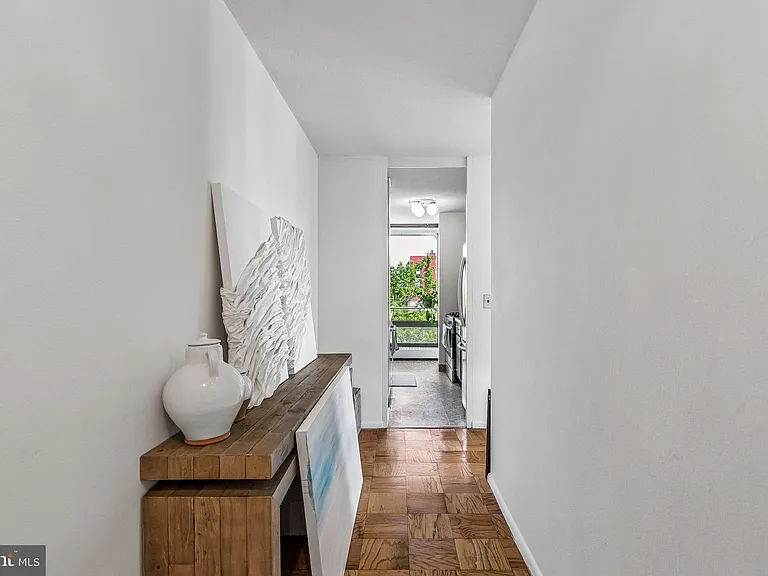200 Locust St #3DN — Photo 8