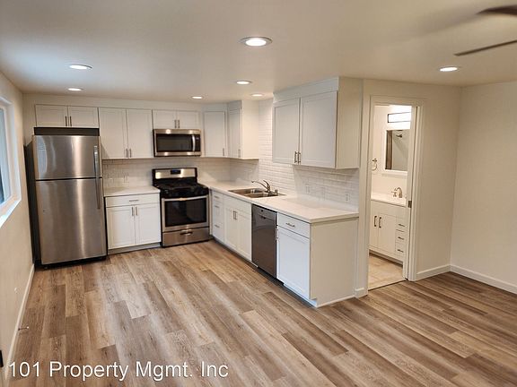 4th image of 897 Empire Ave #101