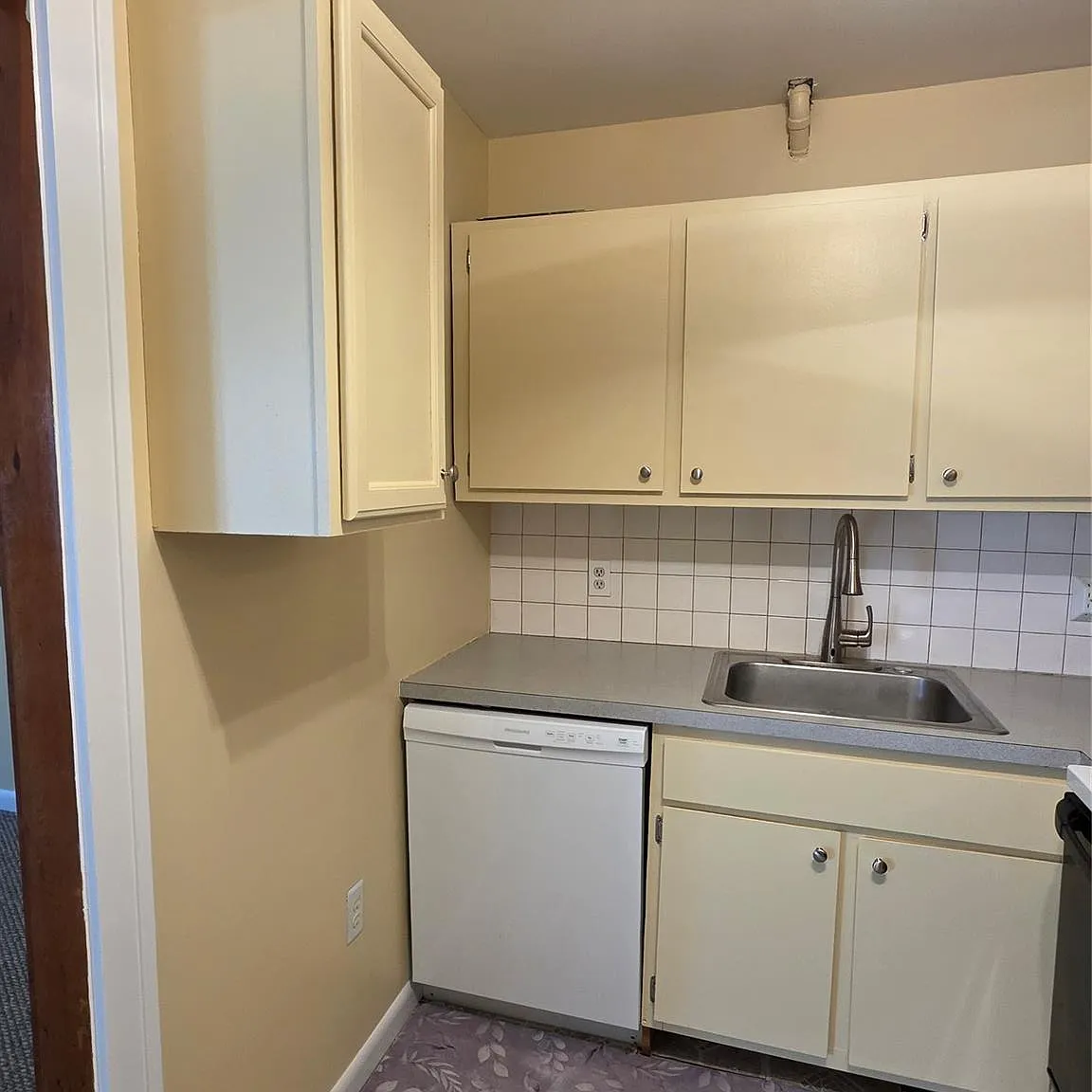 2 bed, 1.0 bath, 1030 sqft, $2,100 — Photo 4