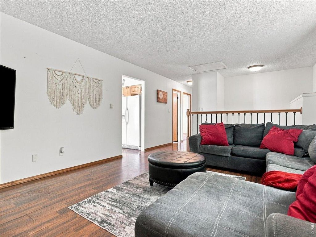 4420 Julian Ct