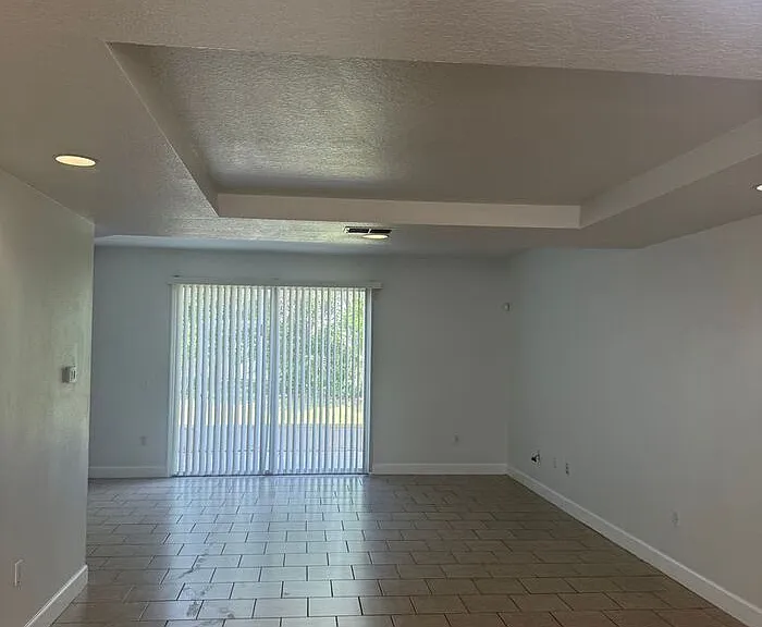 2053 Green Oak Ct — Photo 7