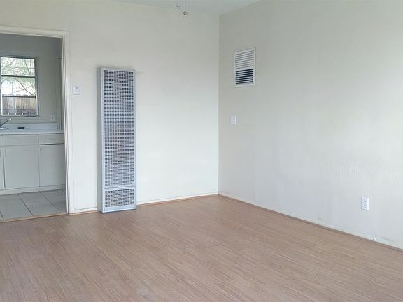 2nd image of 6038 Bagley Ave APT 8