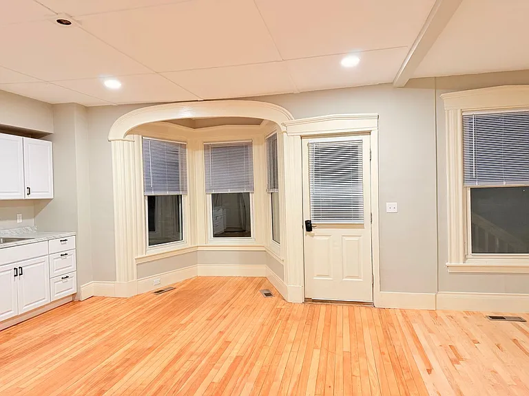 31-63 Christian St #77 — Photo 27