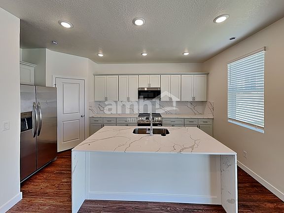4th image of 8934 S John Annie Ln