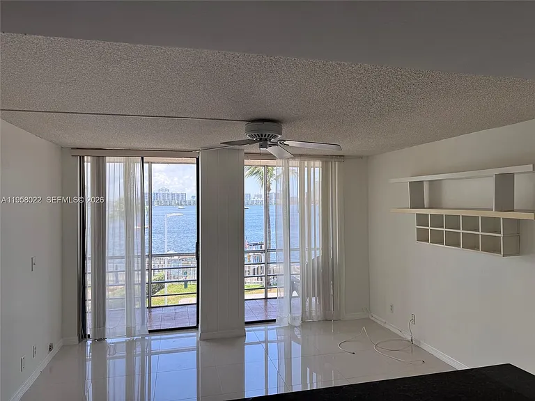 2821 N Miami Beach Blvd #3L — Photo 18