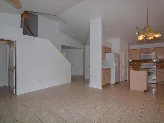 5th image of 10437 W Colter St