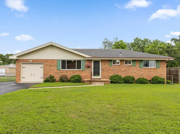 141 Greenfield Dr, Rossville, GA 30741