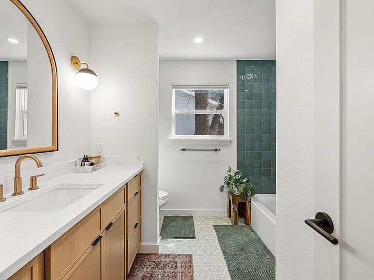 8202 Cache Dr — Photo 22