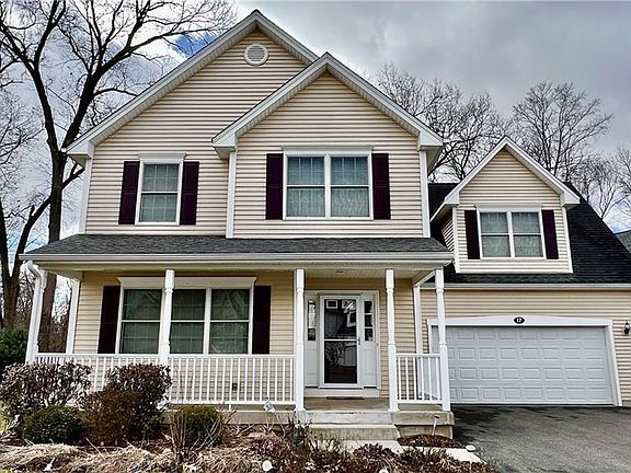 2nd image of 17 Masons Brook Ln #17