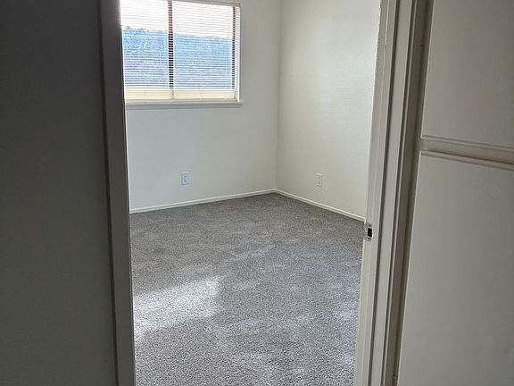 3rd image of 27077 Hidaway Ave #48