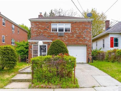 1758 Hammersley Ave, Bronx, NY, 10469