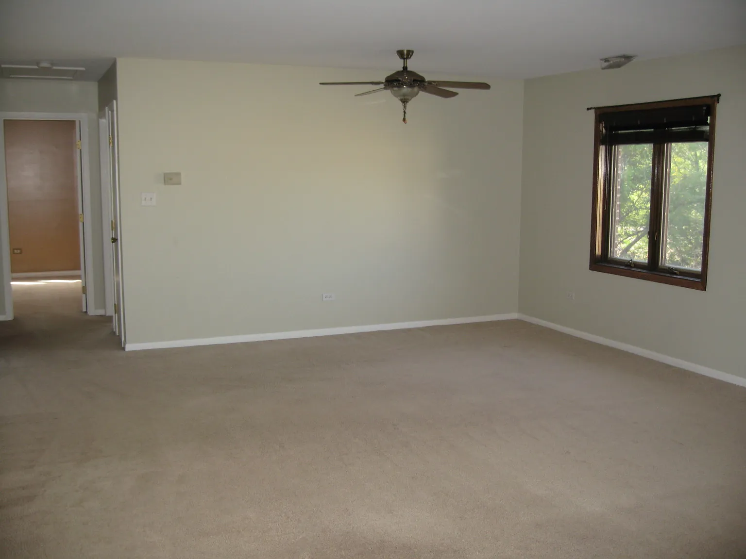 2 bed, 1178 sqft, $1,950 — Photo 4