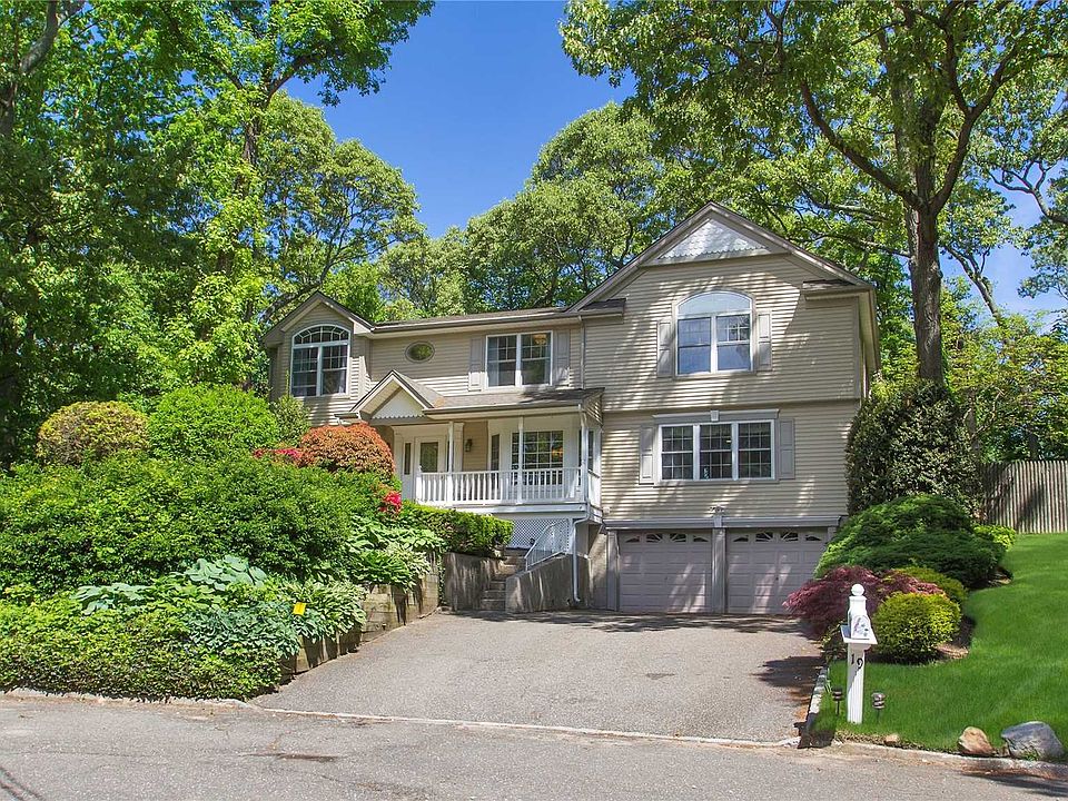 1st image of 19 Beacon Hill Dr