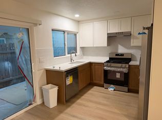 18712 Demion Ln APT C, Huntington Beach, CA 92646