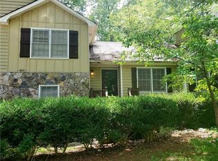 1239 Ashbrook Dr, Lawrenceville, GA 30043