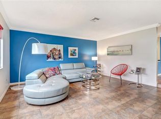 8260 San Carlos Blvd, Fort Myers, FL 33967