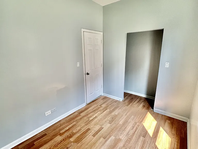5518 S Wells St — Photo 13